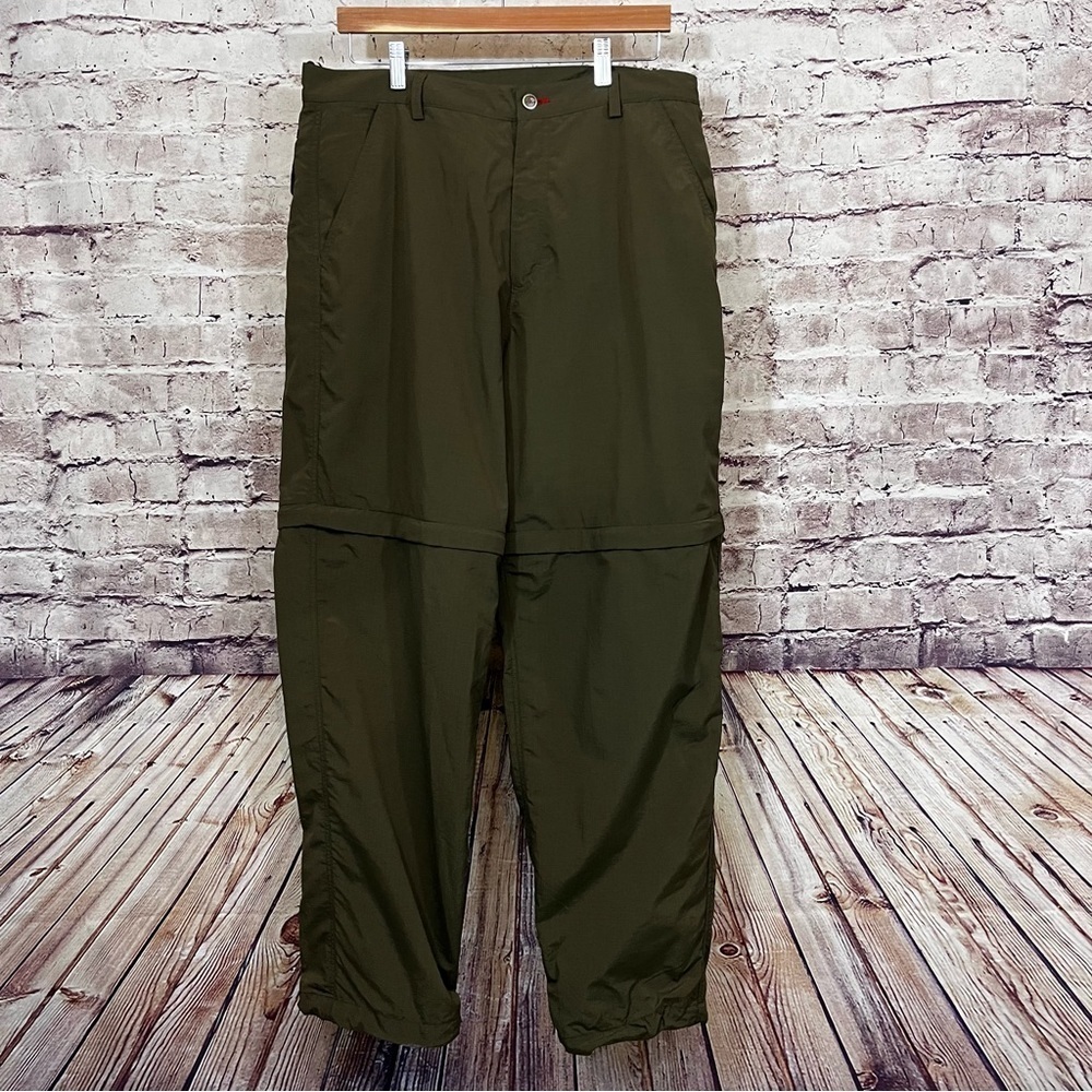 The North Face Green 2 in 1 Convertible Zip Nylon Hiking Pants
